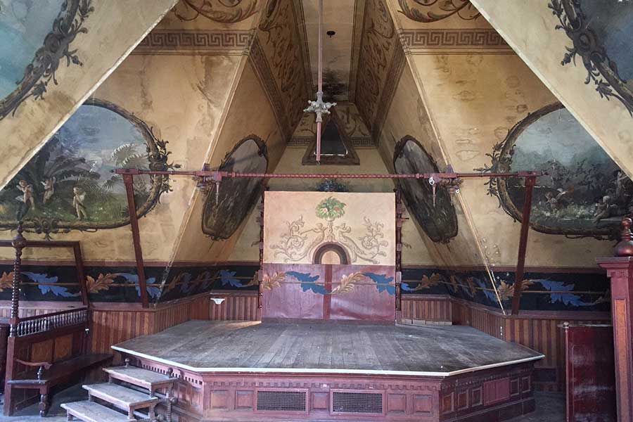 Cupid's Park Theatre before 2017 restoration