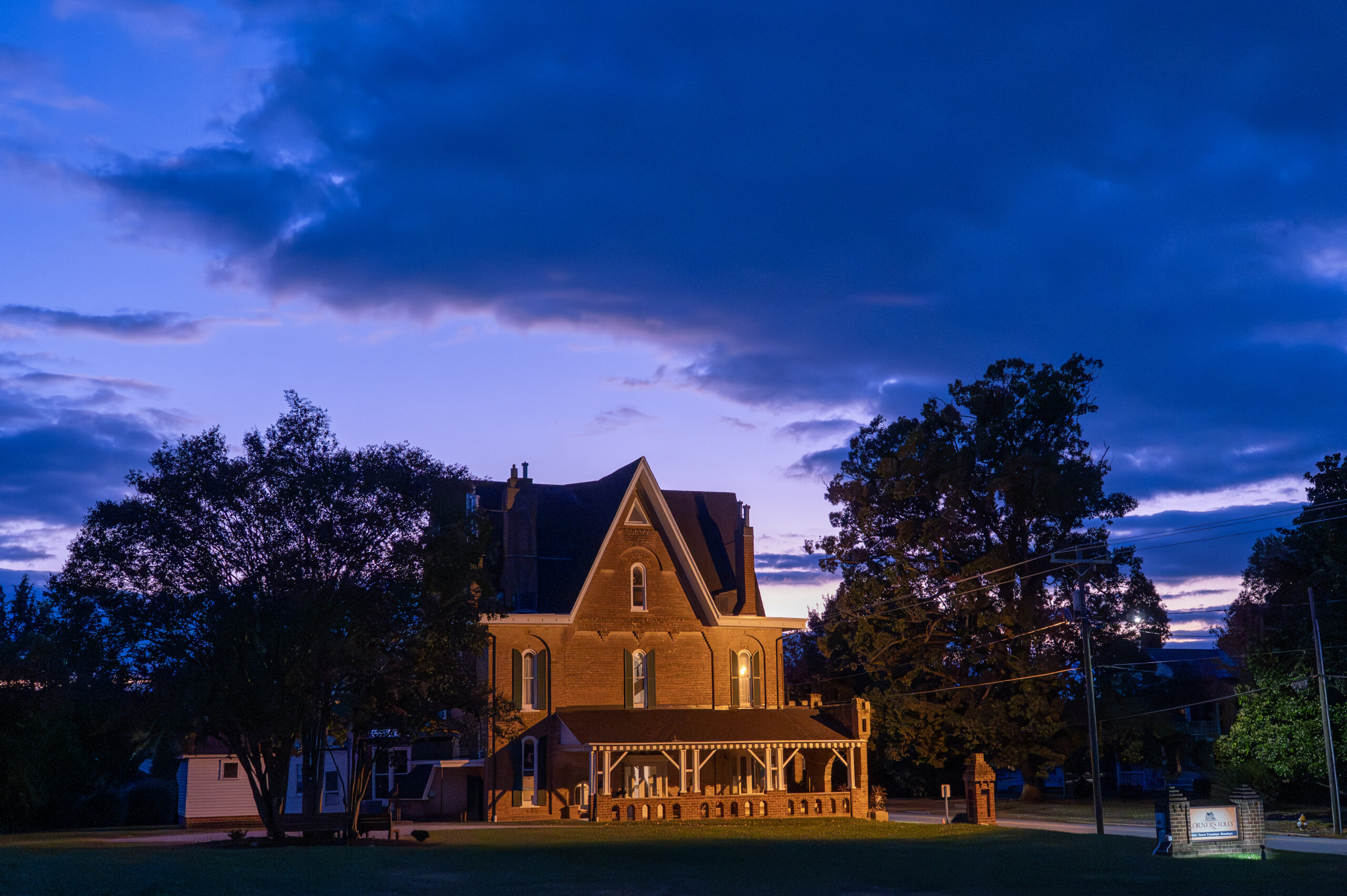 Mystery After Dark: A Körner’s Folly Mystery Tour